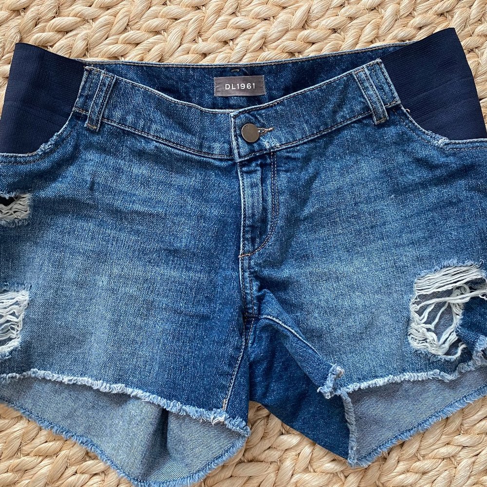 DL1961 Karlie Dark Wash Ripped Maternity Shorts